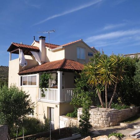 Apartmani Rita Milna  Dış mekan fotoğraf