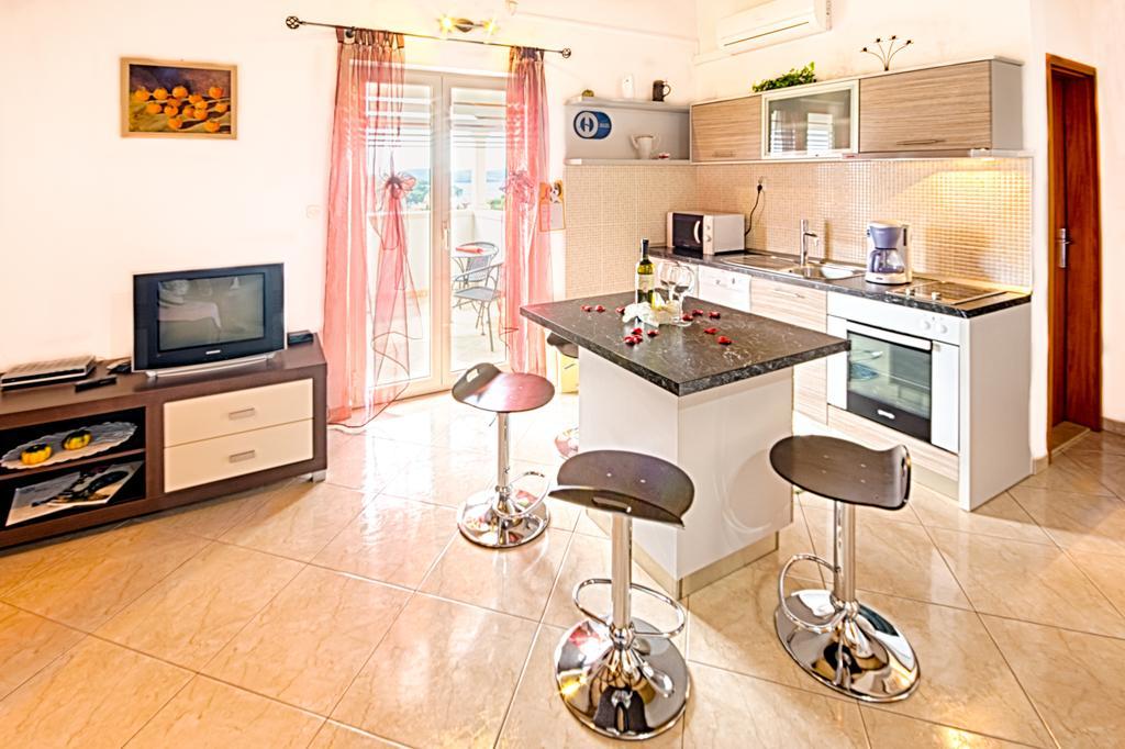Apartmani Rita Milna  Oda fotoğraf