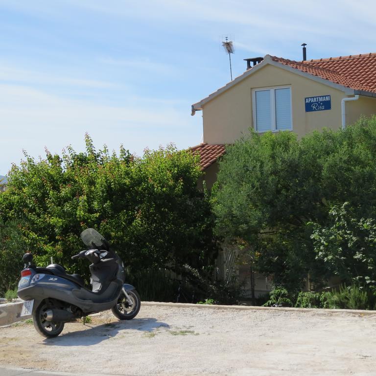 Apartmani Rita Milna  Dış mekan fotoğraf