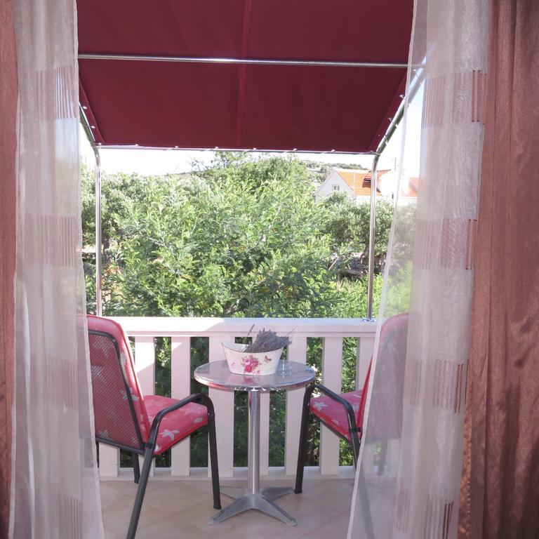 Apartmani Rita Milna  Dış mekan fotoğraf