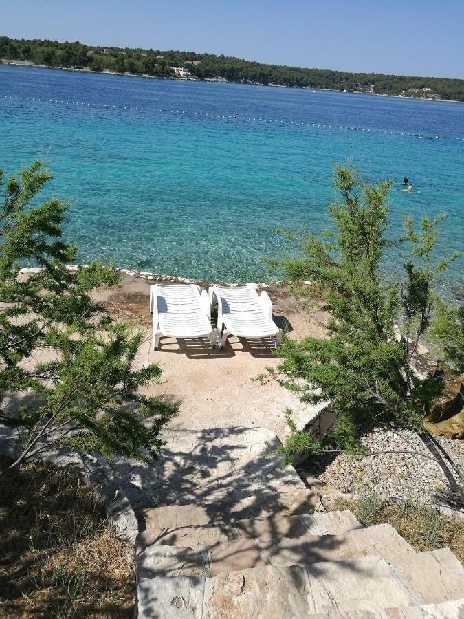Apartmani Rita Milna  Dış mekan fotoğraf